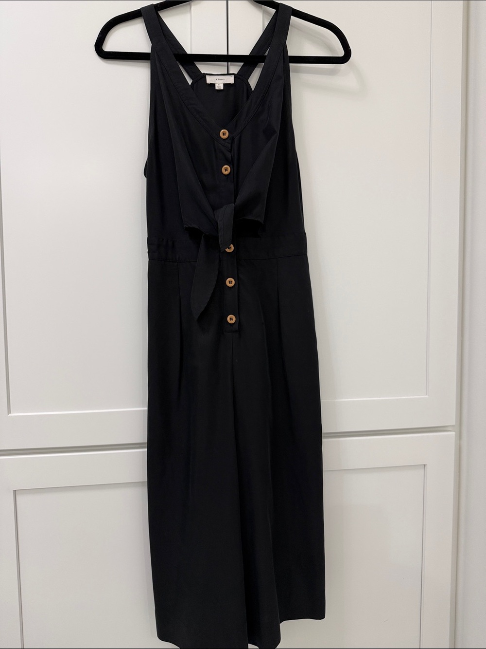 Sleeveless Black Tie-Front Jumpsuit with Wide Legs